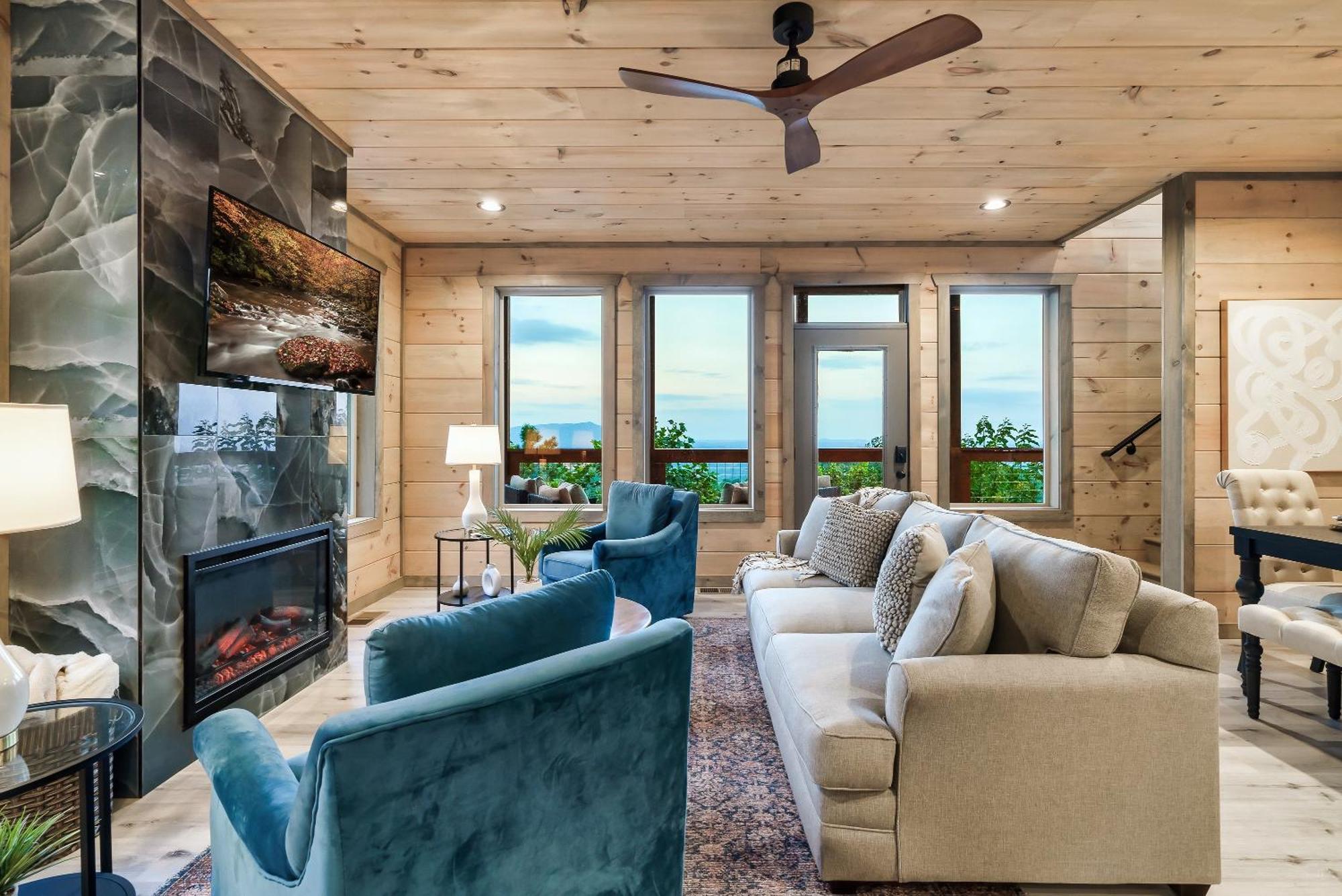 New Luxury Cabin With Stunning Mountainviews,Hottub, Firepit, Fireplace,2 Kingbeds, 2 Covereddecks,Bbqgrill, Shuffleboard And Pool Access Sevierville Kültér fotó